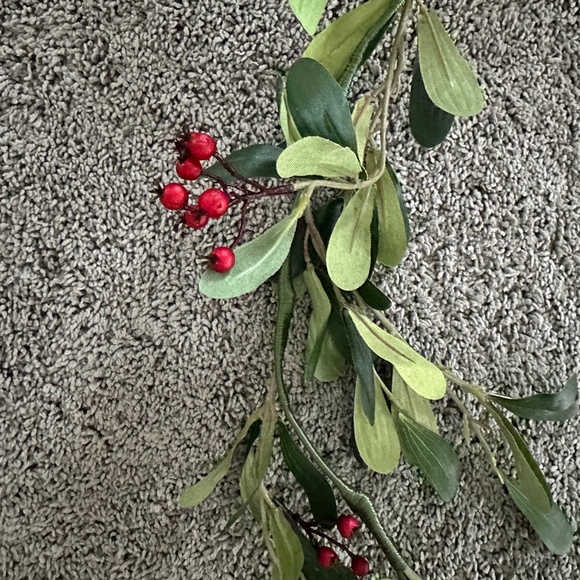 Red and Green Berry Garland - 6” - Picture 2 of 2